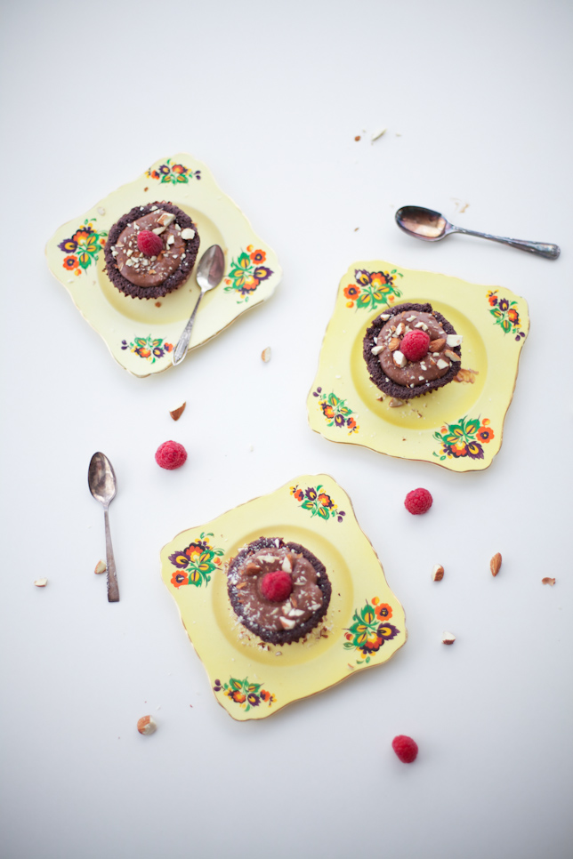 chocolate almond cupcakes recipe