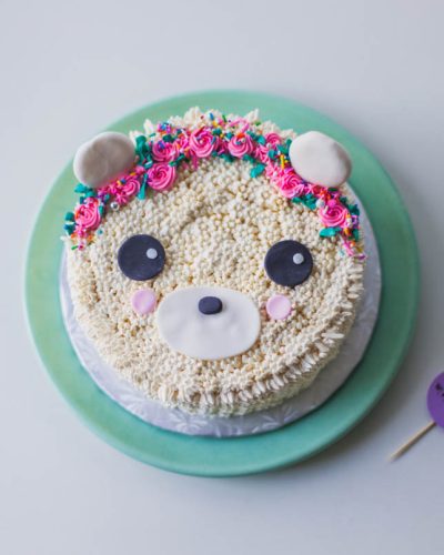 flower crown bear cake