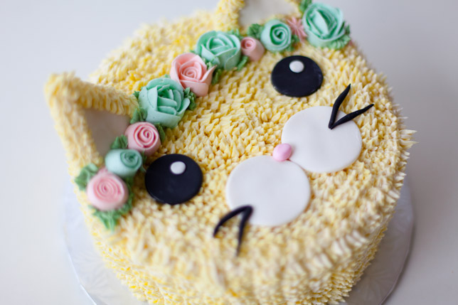 flower crown cat cake - coco cake land