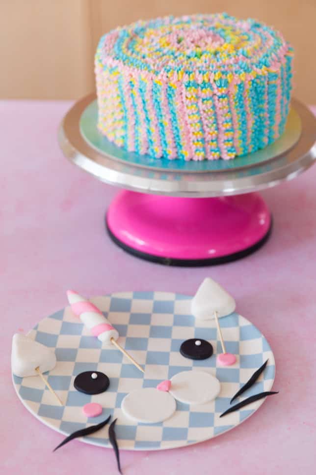 fondant pieces for rainbow caticorn cake