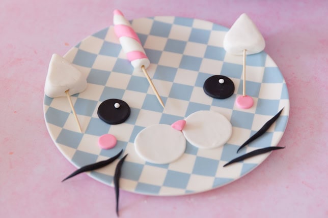 fondant pieces for rainbow caticorn cake