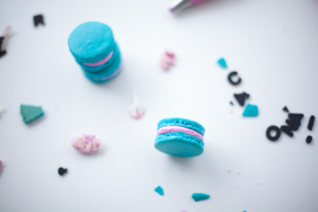 how to make french macarons - tips from coco cake land 