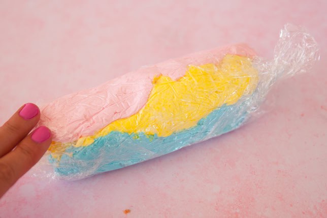 rainbow buttercream hack