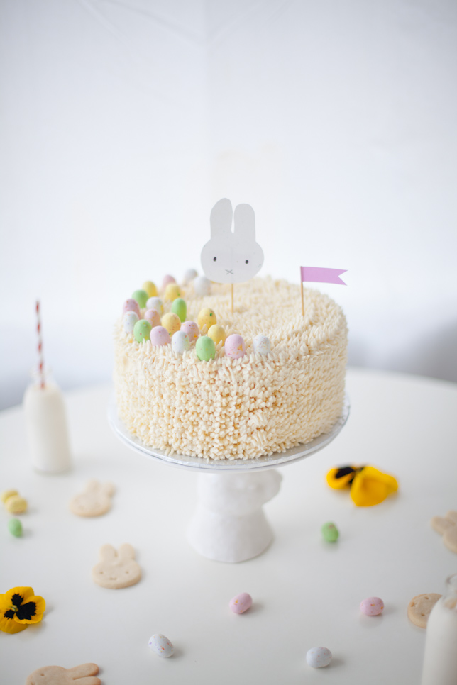Put An Egg On It - Easy Easter Cake