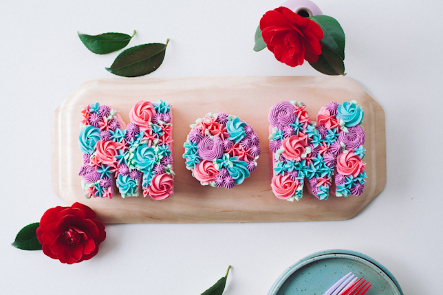 buttercream flower typography cake