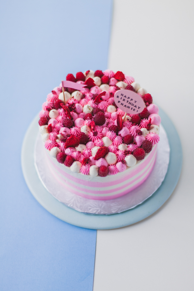 vanilla raspberry lilikoi cake